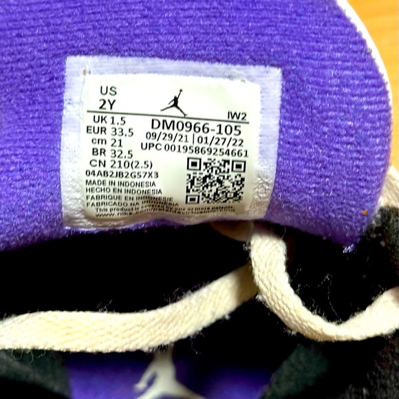 Kid’s Air Jordan 3 Retro 🔥🔥 - Picture 6 of 7